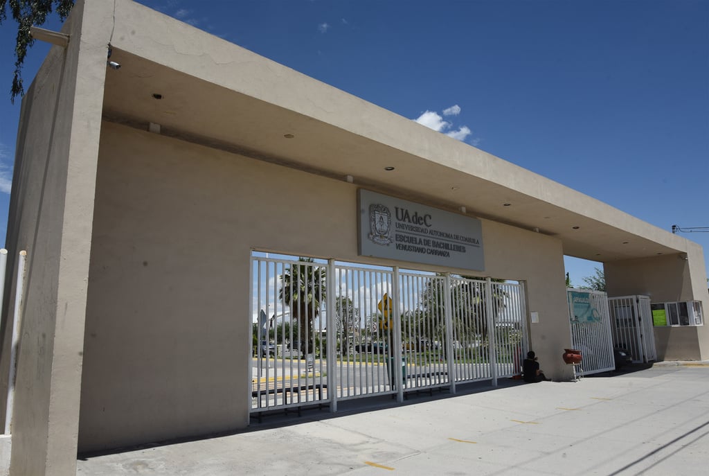 Esperan la fecha para realizar el referéndum en la Escuela de 
 Bachilleres Venustiano Carranza de la ciudad de Torreón.