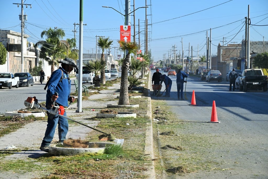 Las brigadas de mejoramiento seguirán atendiendo sitios del área urbana y rural de Gómez Palacio. (CORTESÍA)