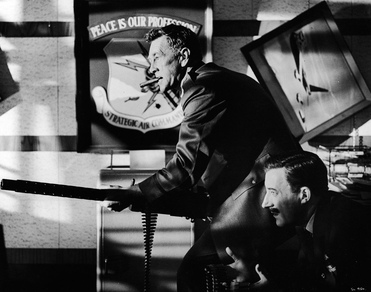 Imagen Dr. Strangelove (Dr. Insólito), el sinsentido de la guerra desde el humor