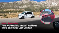 Auto invade carril y provoca accidente frente a caseta de León Guzmán