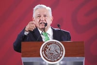 Firma Obrador memorándum para suspender reforma educativa