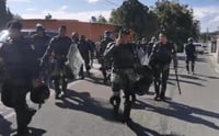 Campesinos desalojan a la Guardia Nacional de la presa La Boquilla