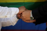 Papa Francisco aprueba uniones civiles entre personas del mismo sexo