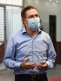Asegura gobernador de Durango que vacuna sí llegará a Gómez Palacio
