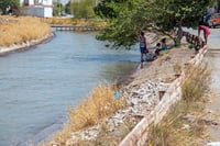 Instruyen a corporaciones de La Laguna de Durango a evitar que ciudadanos naden en canales