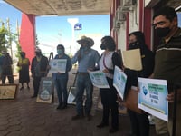 Conmemoran en Torreón Día Mundial del Agua con protestas