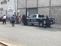 Detienen a policía de Torreón por presunto robo