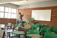 Se preparan en escuela de Torreón para regresar a clases