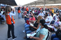 Aplican en Torreón más de 15 mil vacunas antiCOVID en primer día para rango de 40 a 49 años