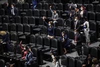 Cámara de Diputados aprueba en lo general prórroga a regulación al outsourcing en México
