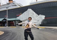 Iceberg del museo del Titanic colapsa y deja tres heridos
