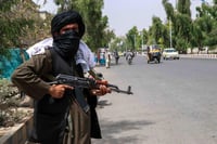 Los talibanes confirman el ataque de Estados Unidos y la explosión que mató a seis civiles
