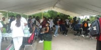 Vacunación contra COVID se reanuda para jóvenes en Saltillo