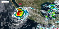 Huracán 'Olaf', próximo a tocar tierra en Baja California Sur