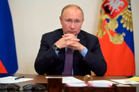 El presidente de Rusia, en cuarentena, impulsa ayudas sociales a tres días de las elecciones legislativas