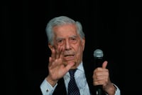 Vargas Llosa critica ataques al periodismo en México por López Obrador