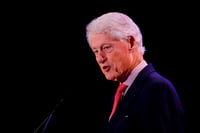 Bill Clinton, expresidente de Estados Unidos, es hospitalizado por una infección