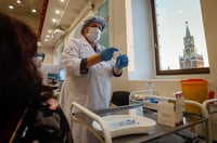 Rusia se supera con marca diaria de muertes por coronavirus