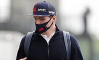 Dura multa para Max Verstappen por infringir reglas en Sao Paulo