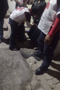 Niña de 8 años resulta herida con arma de postas durante riña en Torreón
