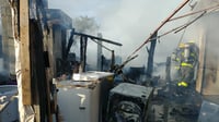 Familias pierden todo y perrito muere quemado tras incendio de jacales en Torreón