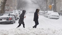 Fuerte tormenta de nieve cancela miles de vuelos al noroeste de EUA