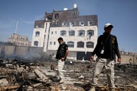 Amnistía denuncia que contendientes en guerra de Yemen violan derechos humanos