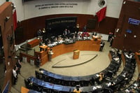 Reforma eléctrica pasa en comisiones y va al pleno de San Lázaro