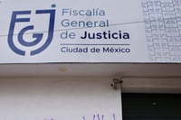 Blindan Fiscalía de Ciudad de México por marcha feminista