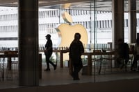 Beneficios de Apple se disparan 14% en los pasados seis meses