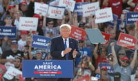 Donald Trump realiza campaña con político acusado de abuso sexual