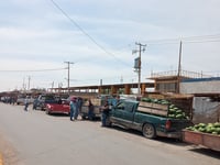 Campesinos de Matamoros y Viesca esperan horas para vender cosechas