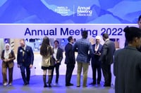 Líderes mundiales se reúnen en Foro de Davos para solucionar crisis global