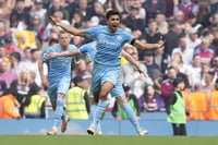 Manchester City remonta en cinco minutos ante Aston Villa y es campeón de la Premier League