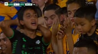 Santista lamentando el penal de Atlas en el estadio de Tigres se viraliza