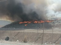 Se incendia relleno sanitario de Gómez Palacio