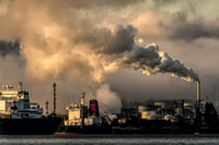Alto consumo de combustibles fósiles aumenta emisiones de dióxido de carbono