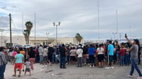 Bloquean carretera en San Pedro por muerte de joven; logran liberación de acompañantes