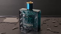 Perfume Versace para hombre: las fragancias más sensuales