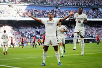Jude Bellingham anotó dos tantos, en la goleada como local del Real Madrid 4-0 sobre Osasuna. (AP)