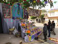 Barrio de Santa Rosa en Gómez Palacio recuerda a sus difuntos