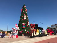 Preparan megaposada por la temporada navideña en la Plaza Mayor de Torreón