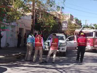Voraz incendio en vivienda de Gómez Palacio deja saldo de una persona sin vida