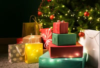 ¿Cuándo y a qué hora se abren los regalos de Navidad?