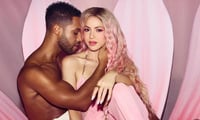 Las sensuales fotografías de Shakira con el actor Lucien Laviscount