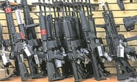 Corte Federal en Arizona acepta demanda de México contra armerías