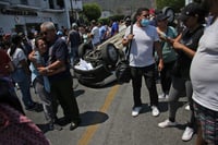 Pobladores protestan tras el asesinato de Camila en Taxco. (AGENCIAS)