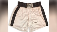 Los pantaloncillos de ‘Thrilla in Manila’ de Muhammad Ali se venderán por 6 millones de dólares en una subasta