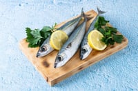 Comer más sardinas y menos carne roja podría salvar hasta 750.000 vidas en 2050