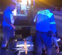 Ebrio motociclista sufre accidente el Segundo Periférico de Gómez Palacio